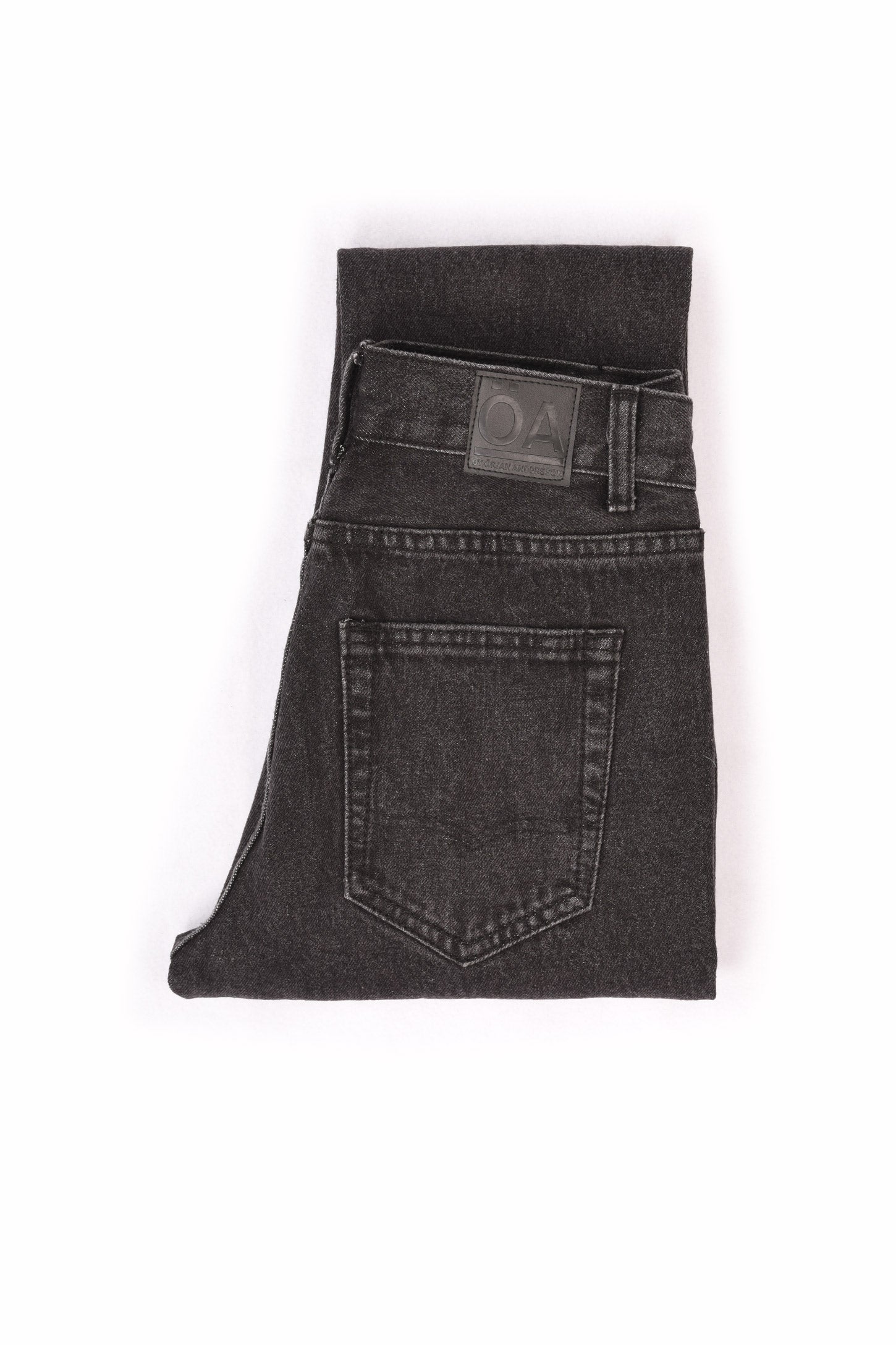 HEN WASHED BLACK
